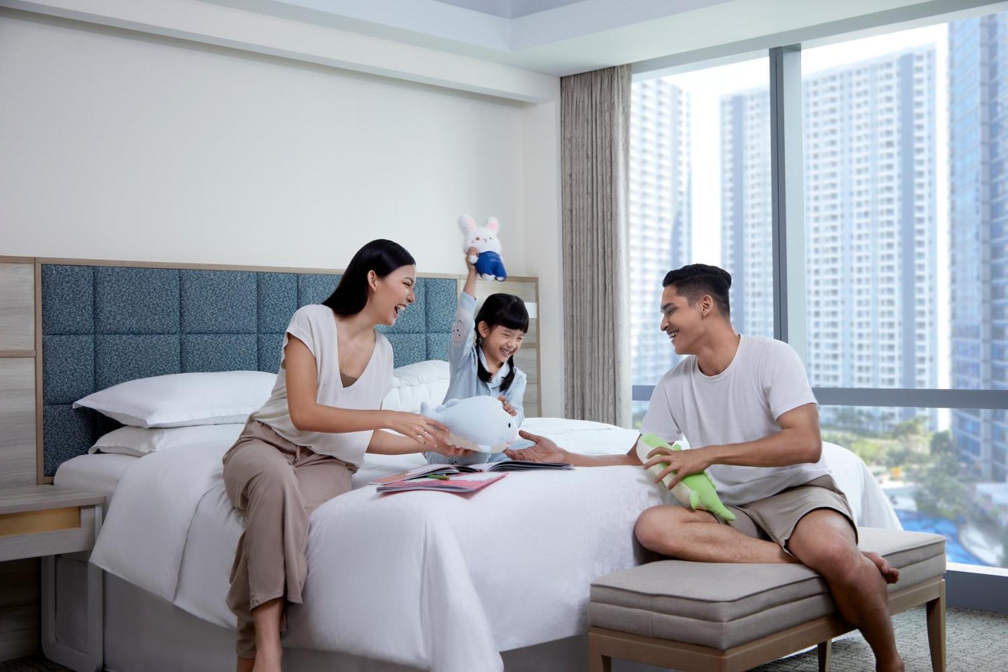 Four Points By Sheraton Surabaya, Pakuwon Indah Exteriör bild