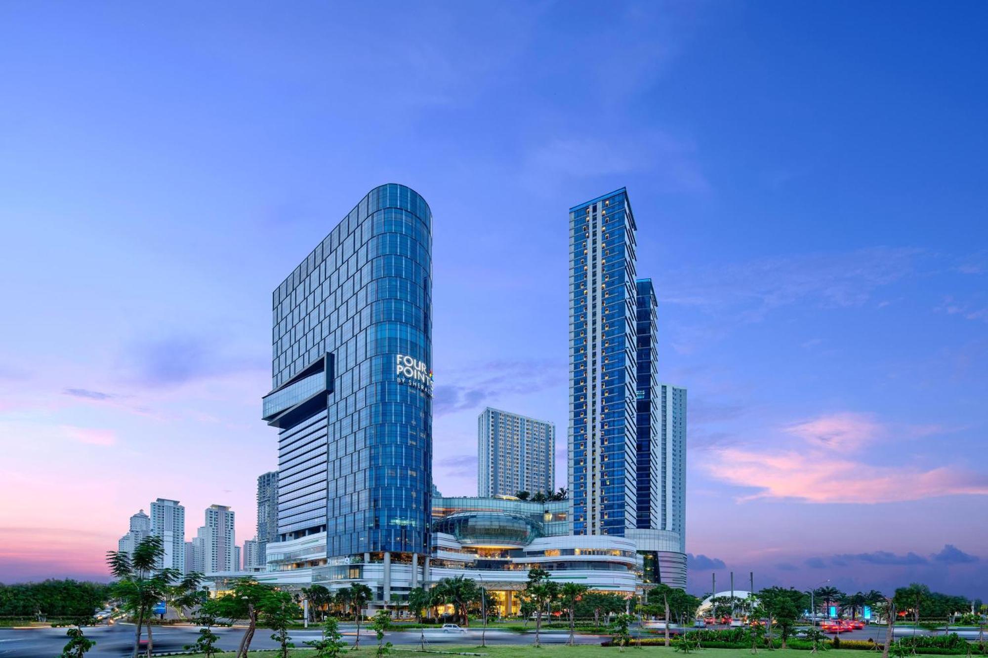 Four Points By Sheraton Surabaya, Pakuwon Indah Exteriör bild